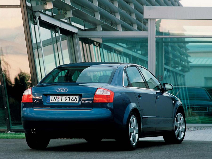  Audi A4 2.0 FSI Sedan (B6,8E) 2000 года  (фото 7 из 10)
